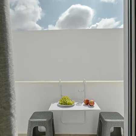 Hermes Luxury - Naxos Center Апартаменты Naxos City