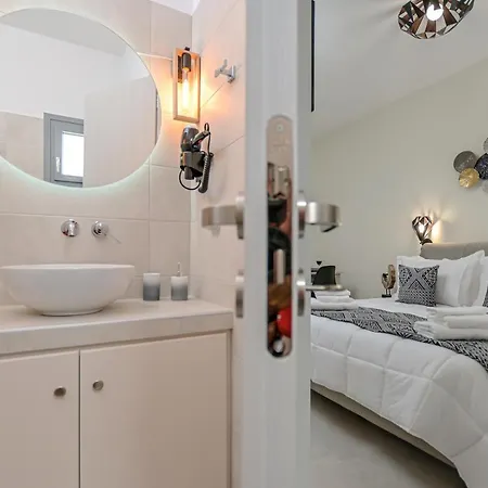 Hermes Luxury - Naxos Center Apartment