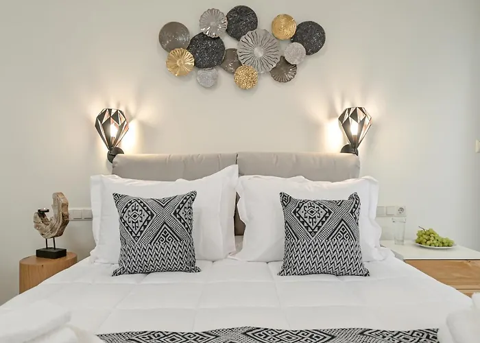 Hermes Luxury - Naxos Center Naxos City